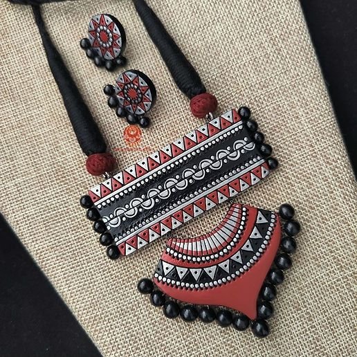 Custom & Themed Jewellery